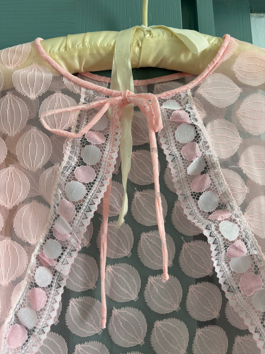 Lace antique pink cape