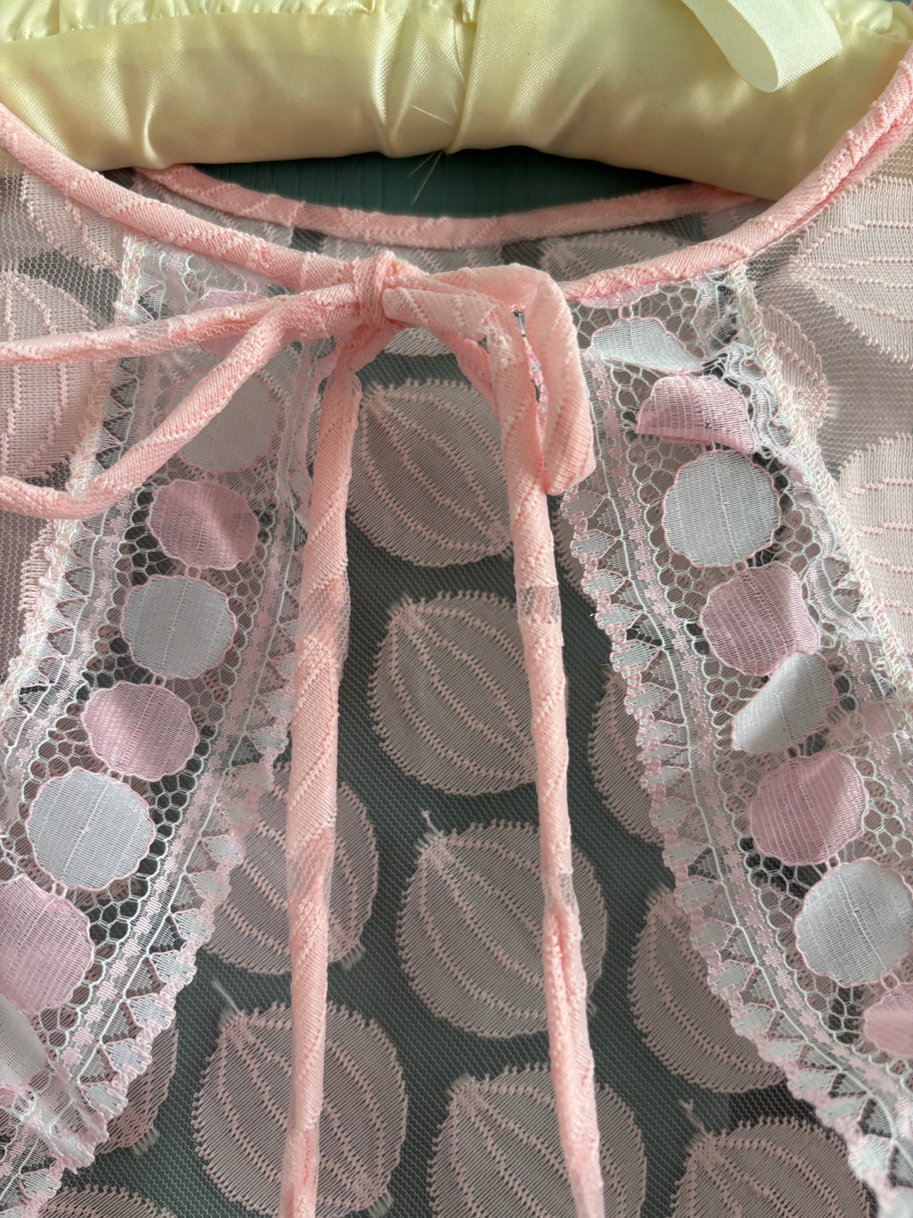 Lace antique pink cape