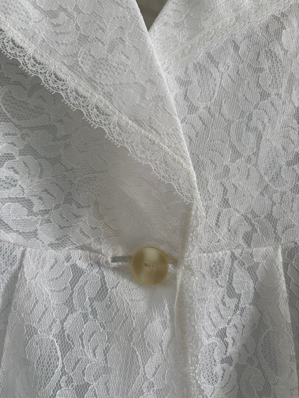 1975 lace kimono
