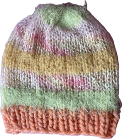 A chunky stripped  bonnet