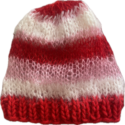 A chunky stripped  bonnet